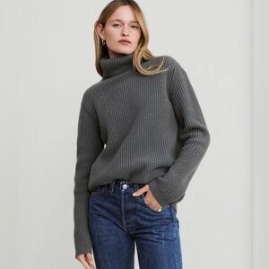 Jenni Kayne Dark Navy Turtleneck Cashmere Sweater